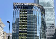 Revolut oddawał dane klientów oszustom przez pięć miesięcy. Co to oznacza dla polskich użytkowników? Revolut oddał dane klientów oszustom przez pięć miesięcy. Co to oznacza dla polskich użytkowników?
