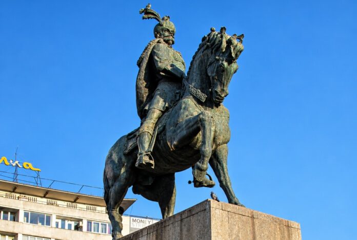 _ok ELIGERE.PL | Pomnik konny Michała Walecznego w Klużu-Napoce w Rumunii. Foto: Pixabay