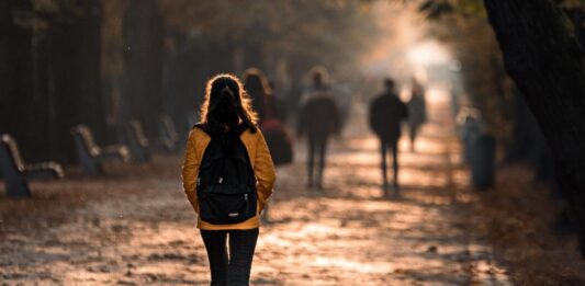 ELIGERE.PL | Czy odmowa poddania się kontroli będzie automatycznie usprawiedliwiać nieobecność ucznia w szkole? Zdjęcie ilustracyjne. Foto: Pixabay
