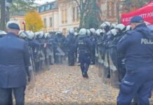 Zapis tragicznych chwil. Tak zdemolowano Trybunał Konstytucyjny ELIGERE.PL | Policja pod Trybunałem Konstytucyjnym. Foto: X (screen)