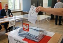 PiS zbliża się do KO. Przewaga liderów spadła z 14 do 8 punktów ELIGERE.PL | Kolejny sondaż pokazuje, że na KO zamierza głosować coraz mniej osób. Zdjęcie ilustracyjne. Foto: AI